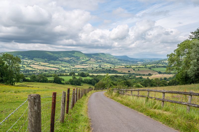 Driveway and Views- click for photo gallery